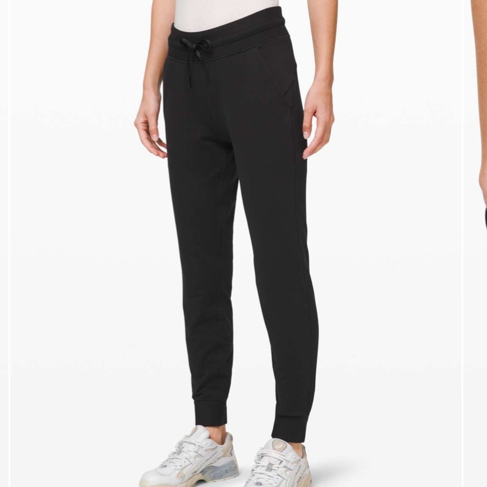 Lulu Lemon Ready to Fleece Jogger 28”